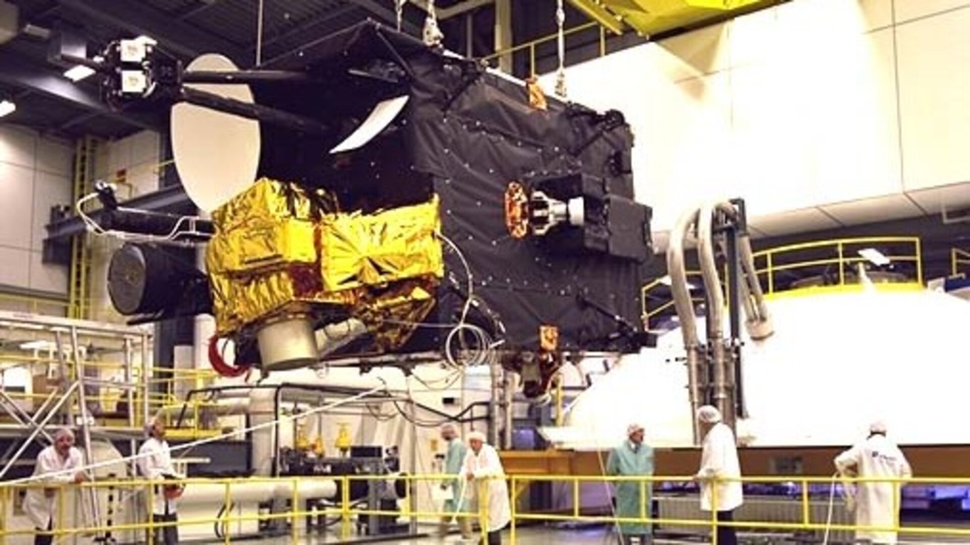 ESA's first data relay telecom satellite Artemis, 1998