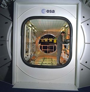 Columbus Orbital Facility simulator at ESTEC