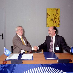 EGNOS contract signing