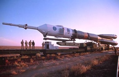 EuroMir-94: launcher transfer to pad