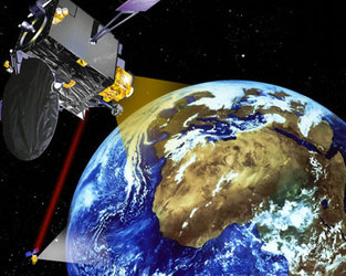 Artemis communicating with a low orbit satellite