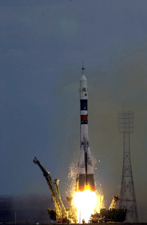 Launch of Andomède mission from Baikonur