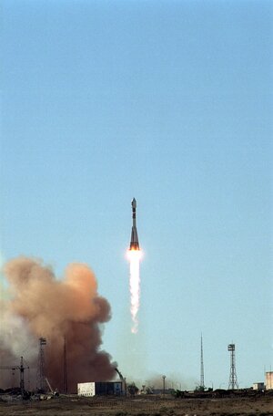 First Cluster duo launch 16 July 2000