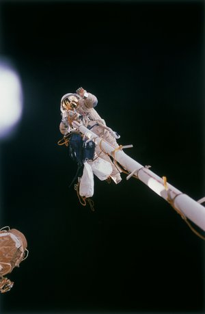 The first spacewalk for an ESA astronaut took place during Euromir 95