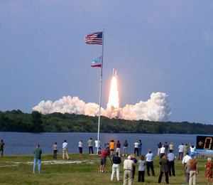 STS-111 liftoff