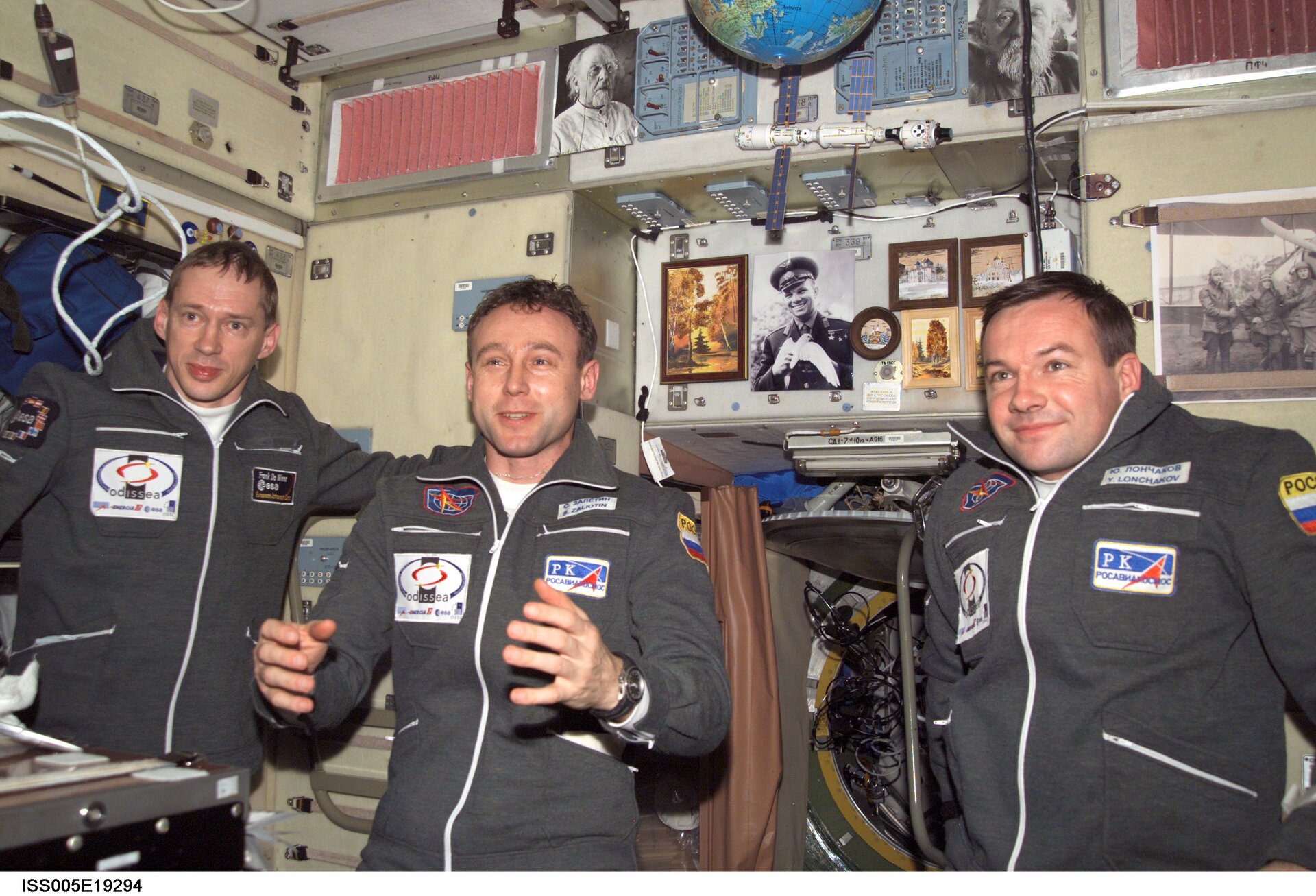 Odissea crew shortly after entering ISS