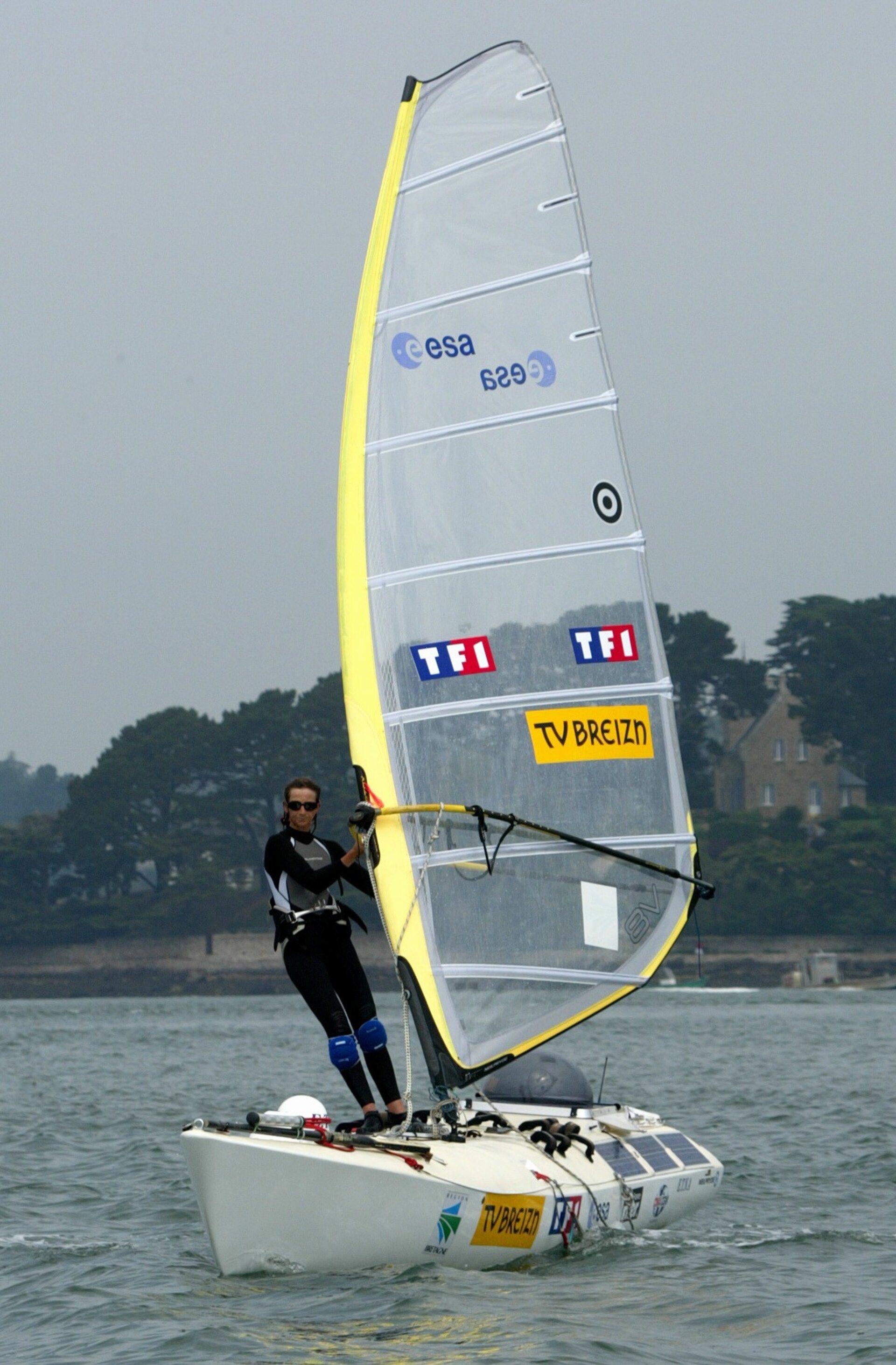 Windsurfer with space technology