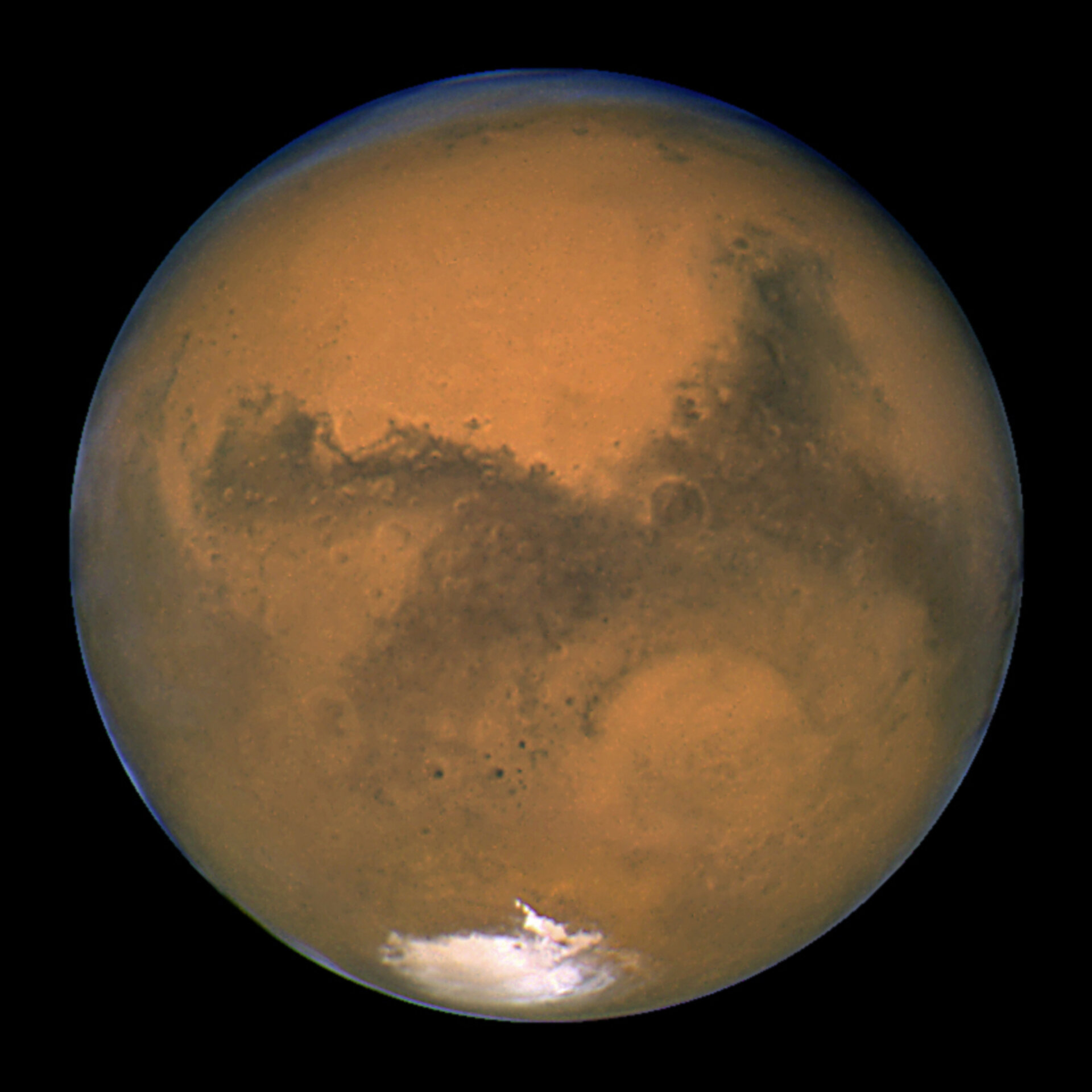 Hubble's close encounter with Mars
