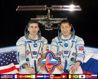 Malenchenko and Lu (Expedition 7 crew)