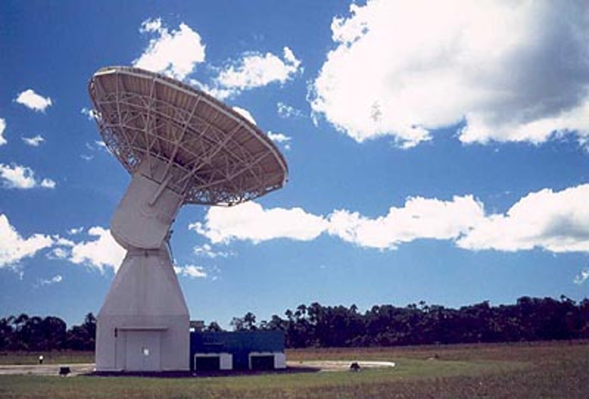 15m antenna at Kourou station