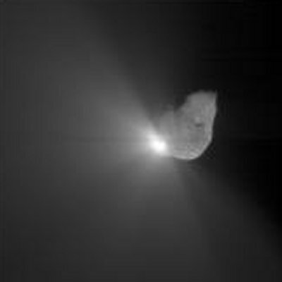 Flare seen just after impact with Comet 9P/Tempel 1