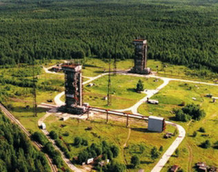Startkomplexe des Kosmodroms Plessezk