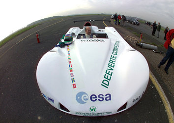 Space technology for 'green' racing cars