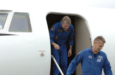 Thomas Reiter arrives at KSC - he will participate in the Terminal Countdown Demonstration Test with the STS-121 crew