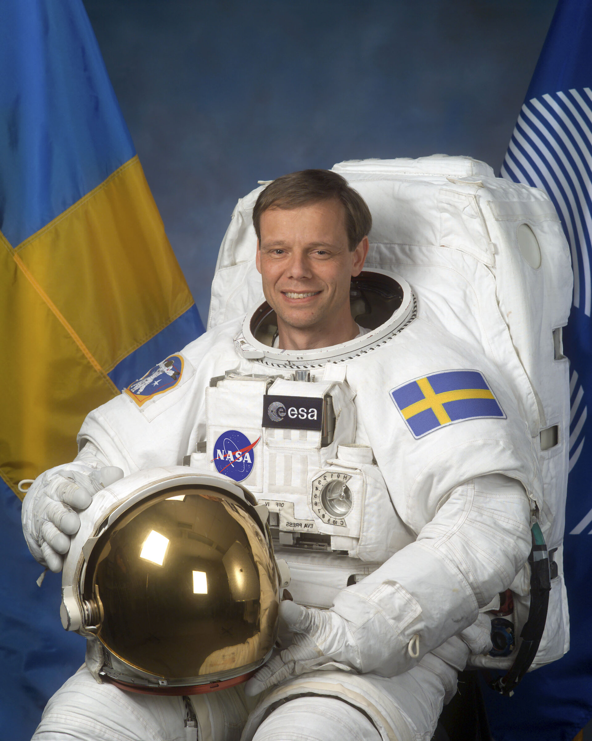 Fuglesang returns to Sweden for the first time since his mission to ISS between 9-22 December