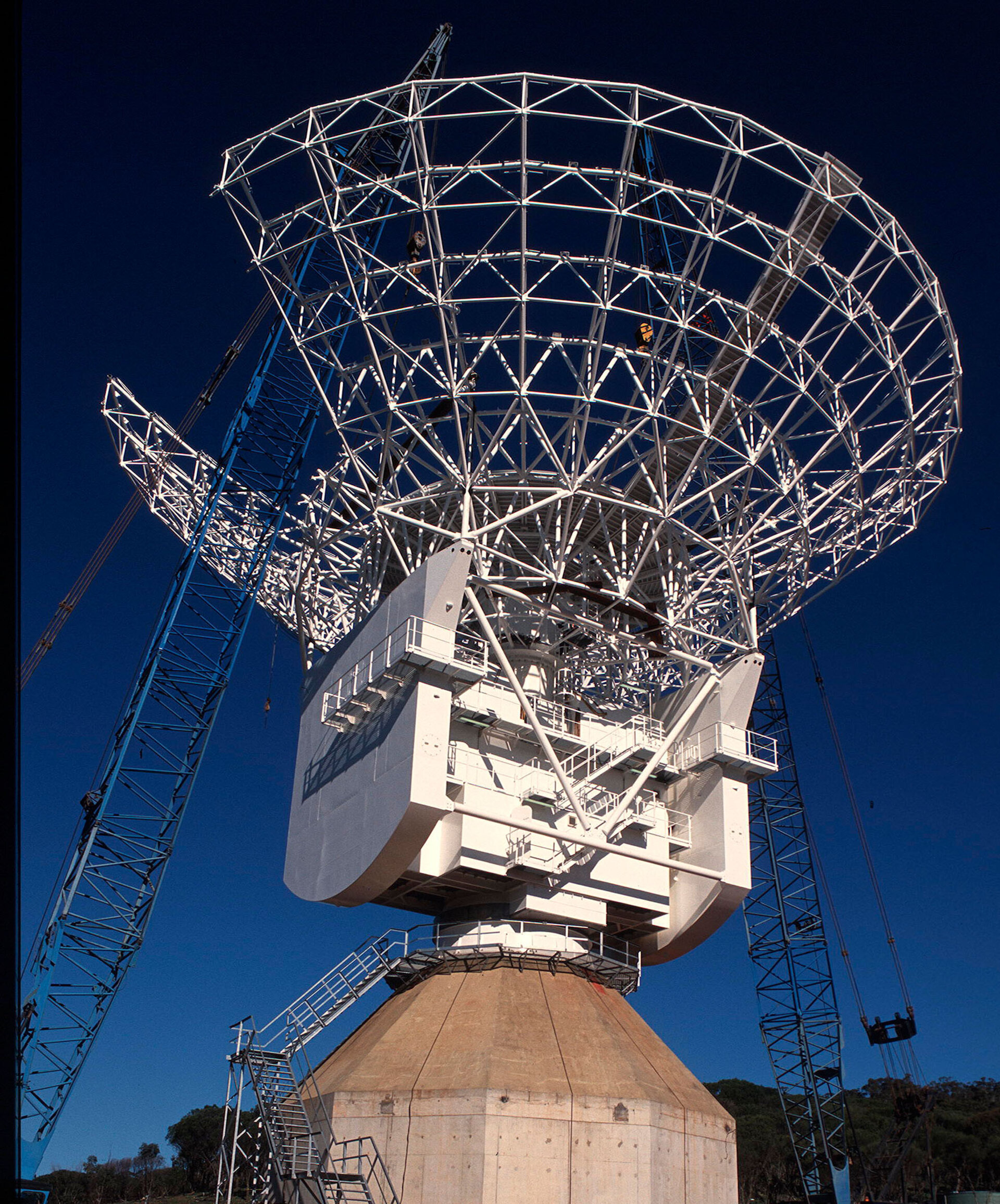ESA's antenna at New Norcia, Western Australia, under construction in 2002