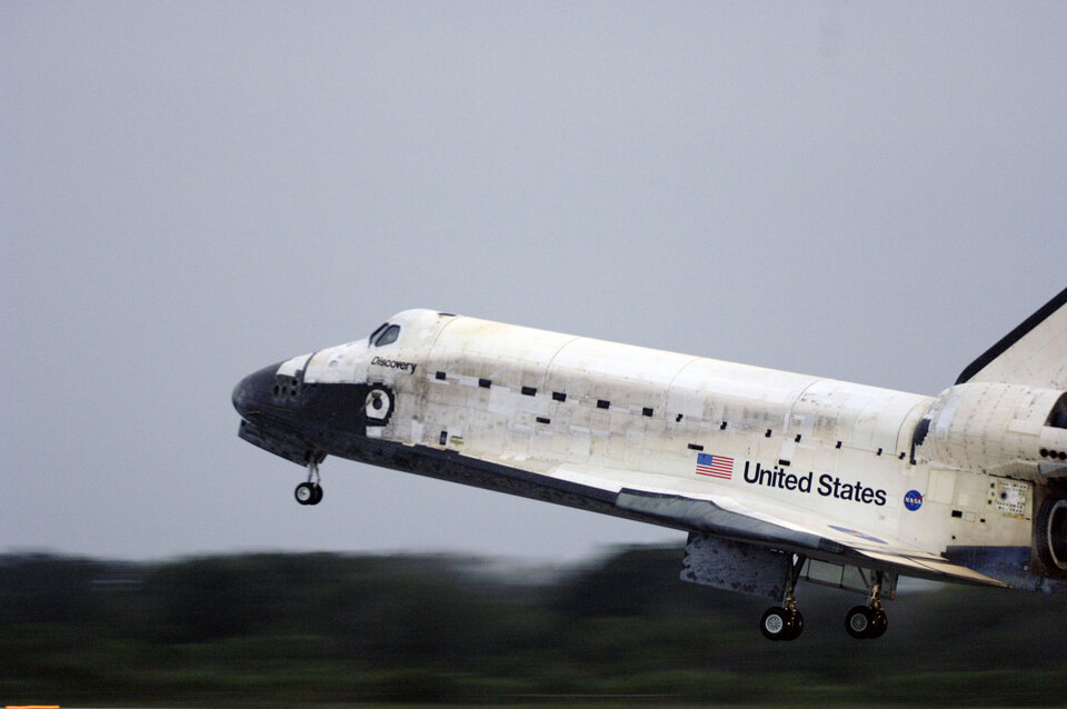 Der Landung des US-Raumtransporters „Discovery“ am 22. Dezember
