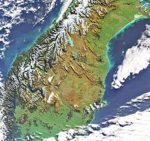 New Zealand as seen by Envisat