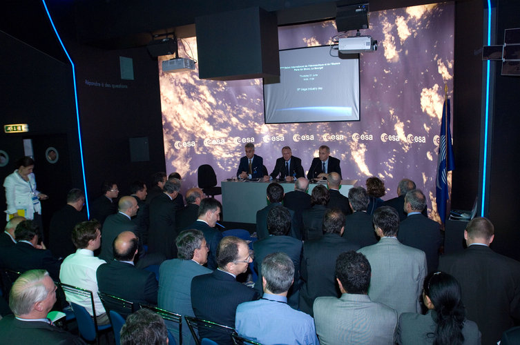 Presentation of the 5th Vega Industry Day