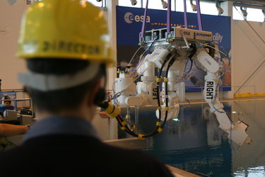 Eurobot is lowered into the water at EAC's Neutral Buoyancy Facility