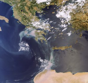 Haze of smoke in Greece on 27 August 2007
