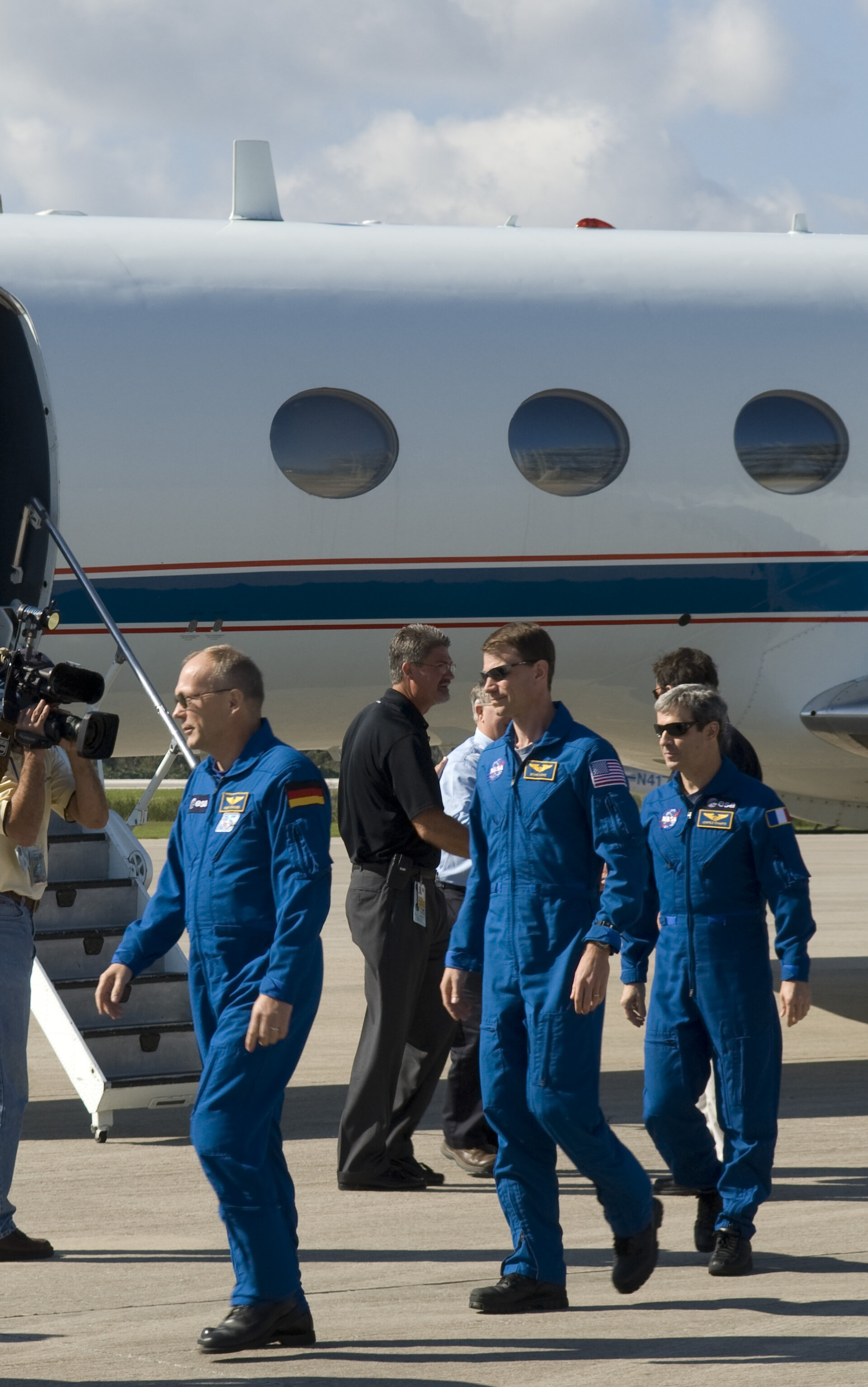 STS-122 mission crew arrive at NASA's Kennedy Space Center, Florida, ahead of their mission to deliver the European Columbus lab