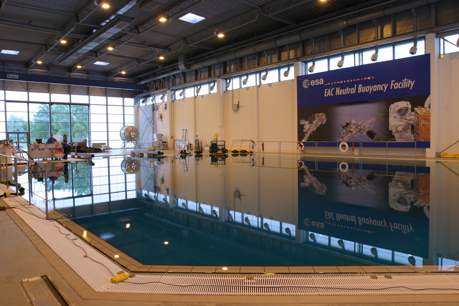 Neutral Buoyancy Facility at EAC in Cologne, Germany