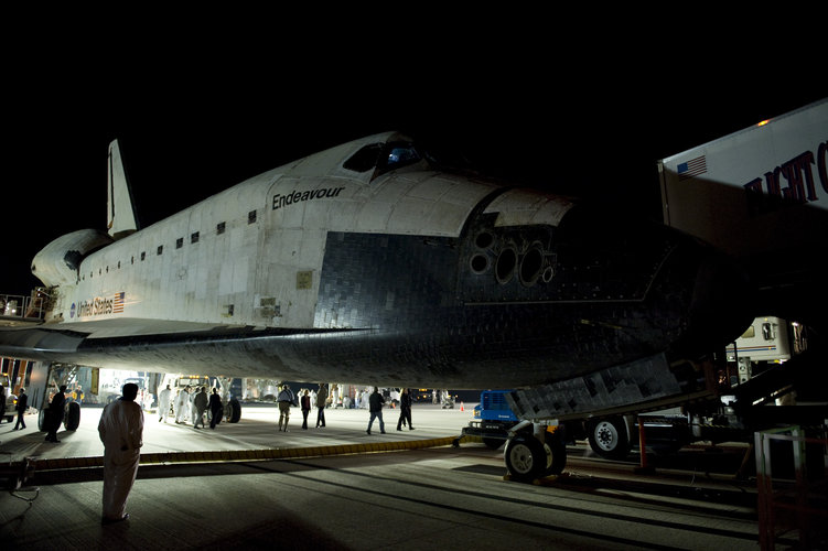 Endeavour shortly after landing at NASA' s Kennedy Space Center