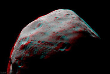 Phobos in 3-D