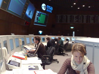 ESA mission controllers in simulation training for GOCE launch