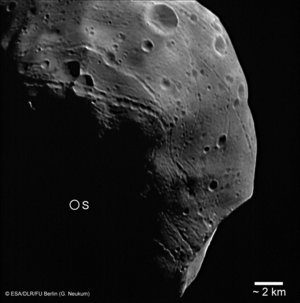 Striking close-up on Phobos