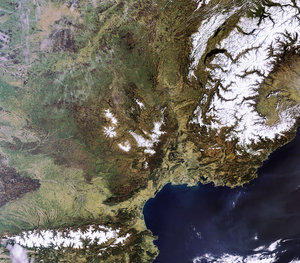A cloud-free southern Europe captured by Envisat