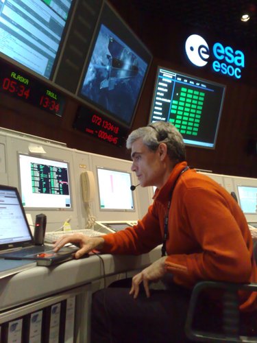 Spacecraft Operations Manager Juan Piñeiro in ESOC's Main Control Room