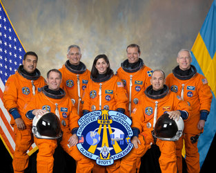STS-128 crew portrait
