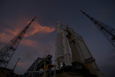 Ariane 5 enclosing Herschel and Planck at launch pad