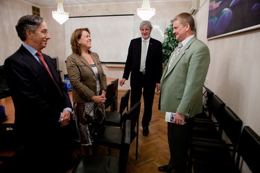 Simonetta Di Pippo meets IBMP Deputy Director Oleg Orlov during a tour of the Mars500 facility in Moscow, Russia