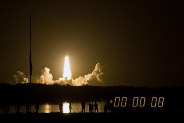 Launch of Space Shuttle Discovery on the STS-128 mission
