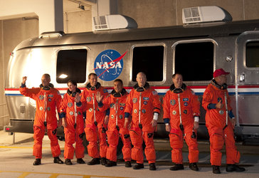 STS-128 crew during walkout