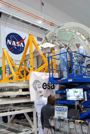 Cupola is mated to the Tranquility node in NASA's Space Station Processing Facility