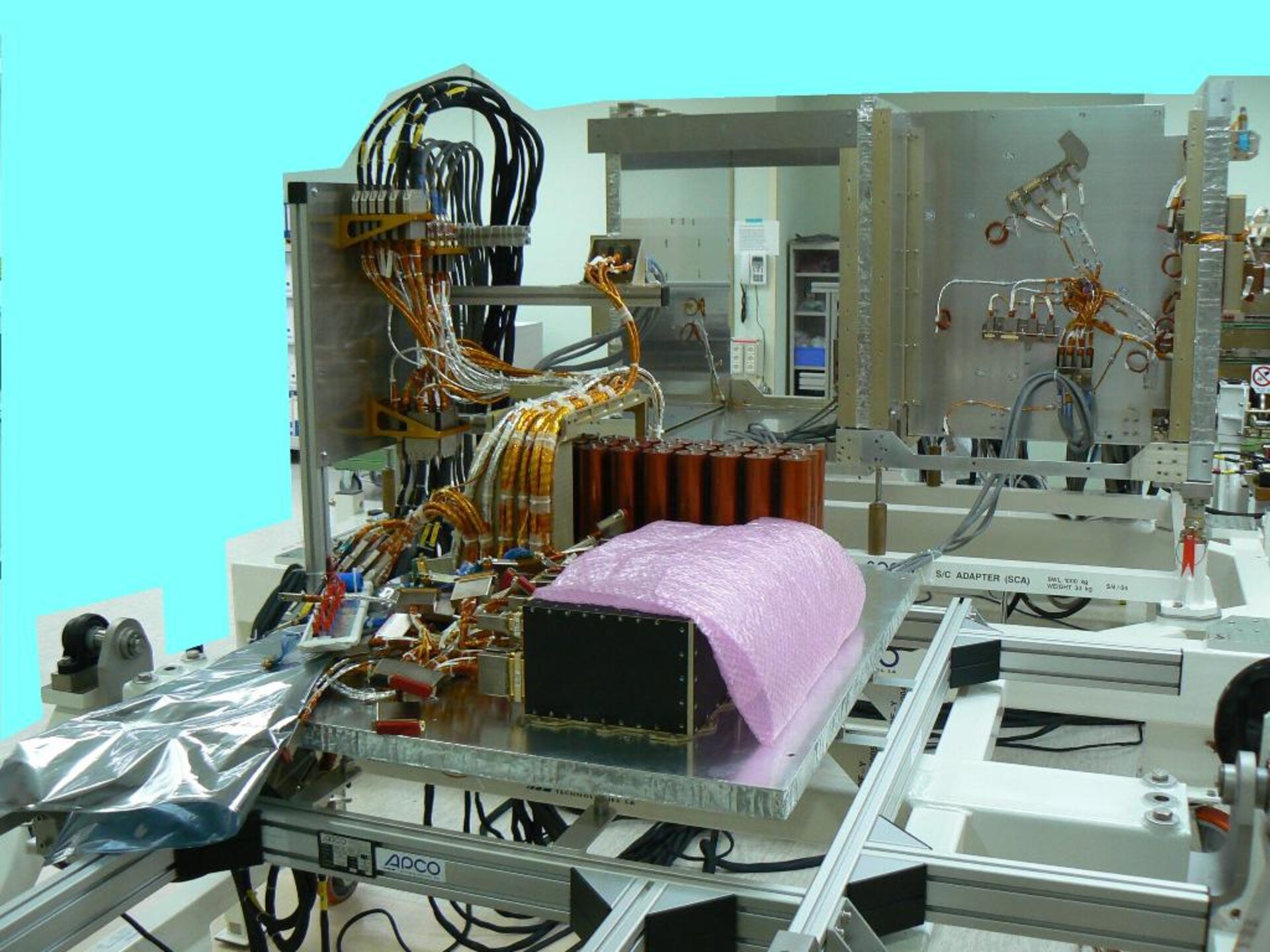 Satellite platform engineering model <br> 