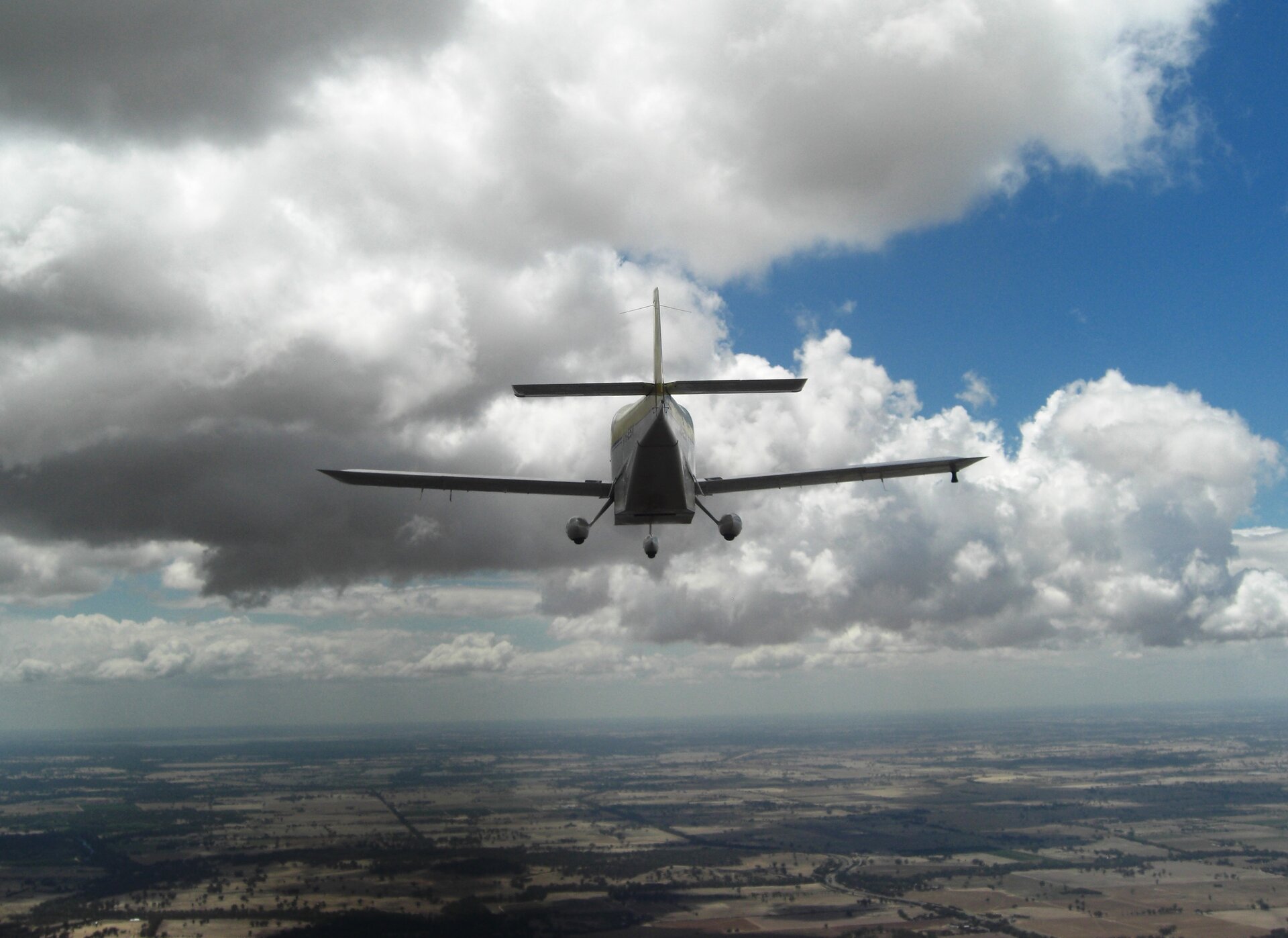Aircraft mapping microwave emissions