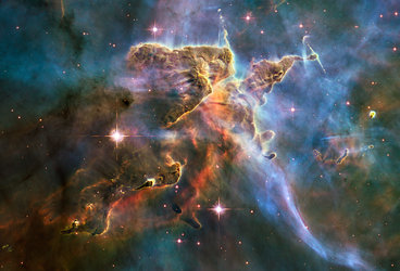 Hubble captures spectacular ‘landscape’ in the Carina Nebula