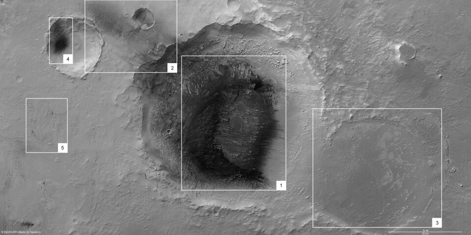 Features in Meridiani Planum region of Mars