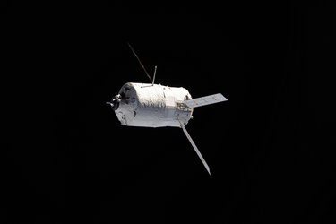 ATV Johannes Kepler approaching ISS for docking