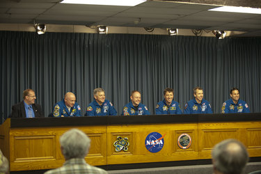 The STS-134 Crew in Q&A session