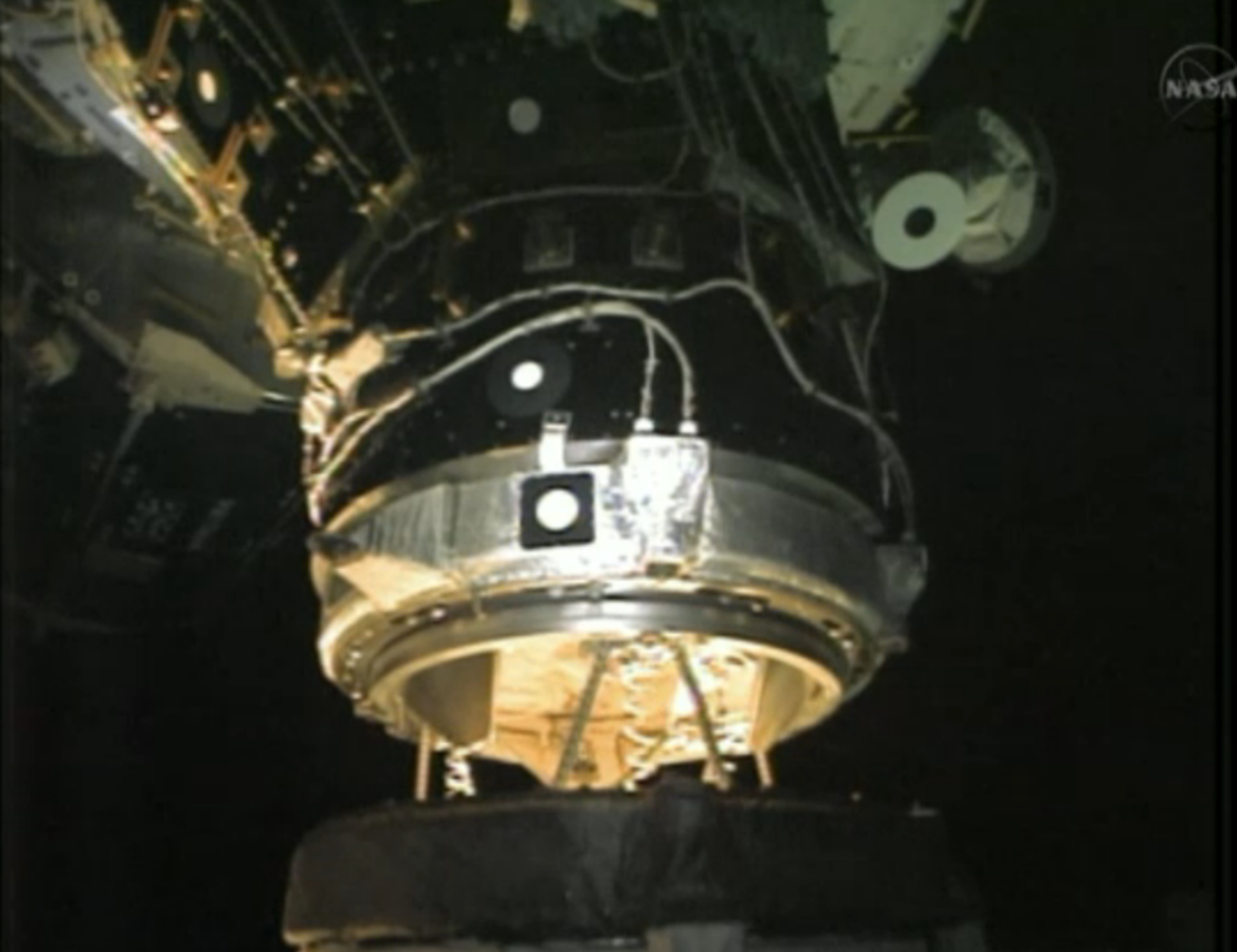 Endeavour docking ISS
