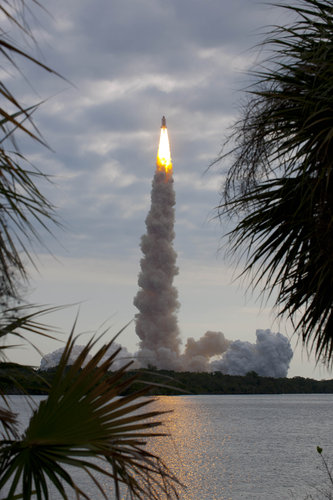Launch of Space Shuttle Endeavour STS-134 mission