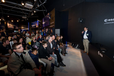 Massimo Cislaghi presents the ATV-3 mission at the ESA Pavilion