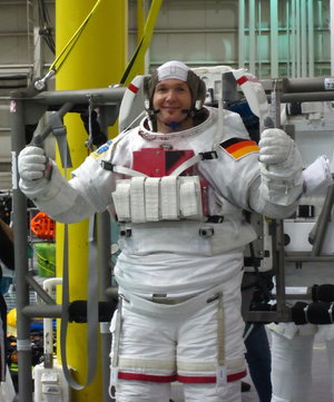 Alexander Gerst in spacewalk training