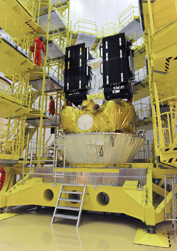 Galileo satellites placed onto Fregat upper stage